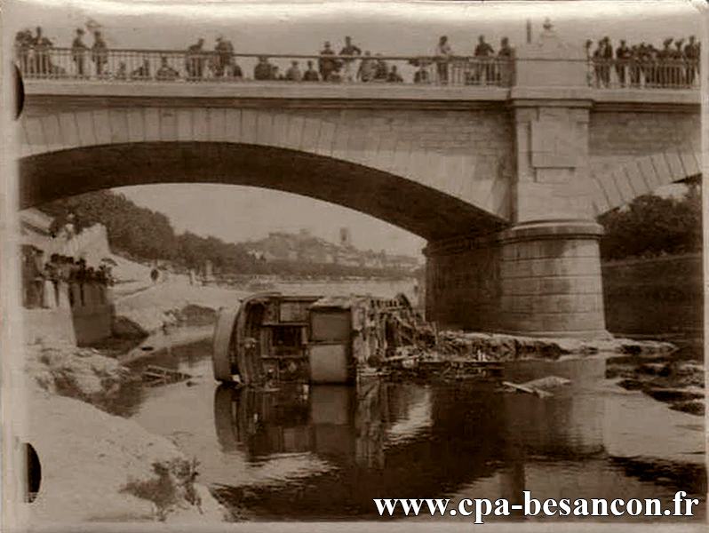 Besançon - Accident de tramway au pont de Canot (1899)